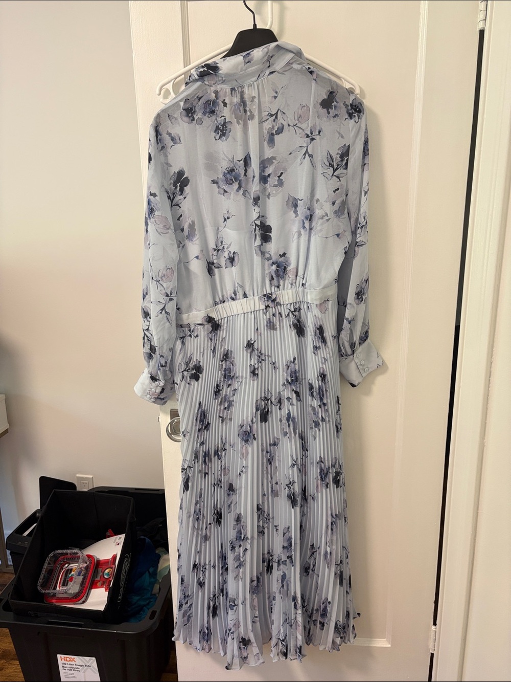 Club Monaco Light purple/ blue Floral Pleated Midi Dress - Picture 2 of 2